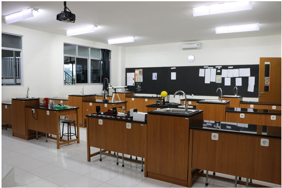 Kelas Labolatorium - Biologi