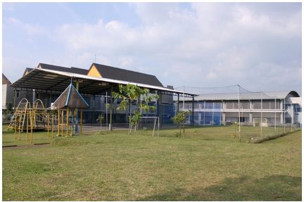 Area Bermain Sekolah